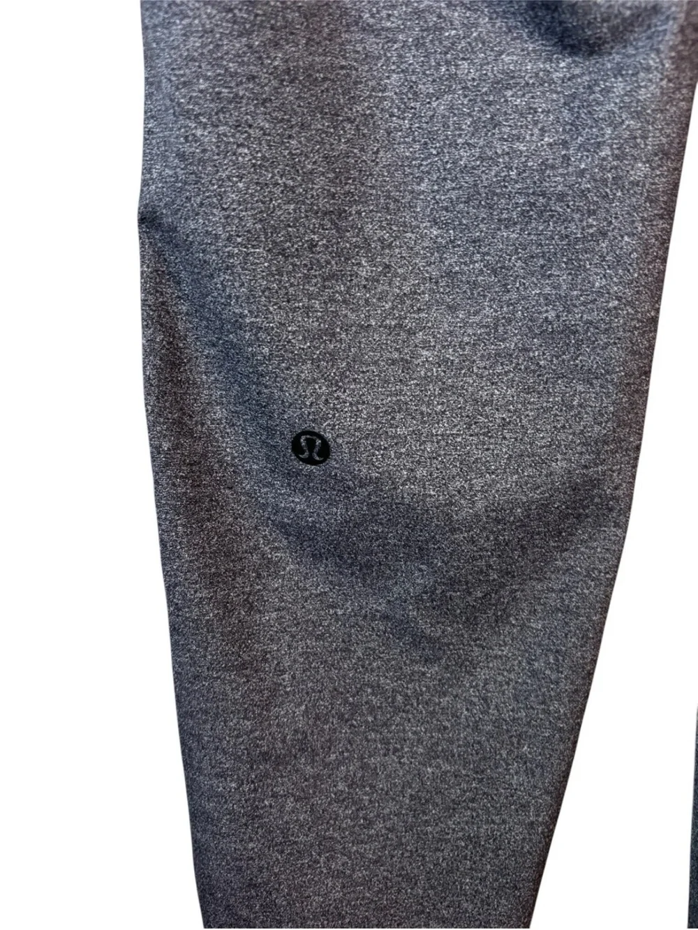 Lululemon On The Fly Pants Size 2 / 27